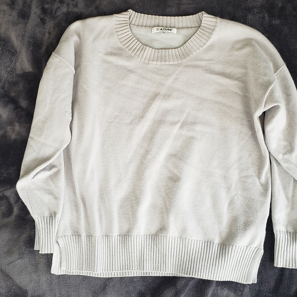 Azure size large women gray sweater